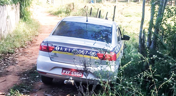 Três taxistas assaltados em Viçosa
