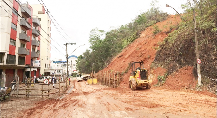 Chuvas alteram cronograma de obra na Castello Branco