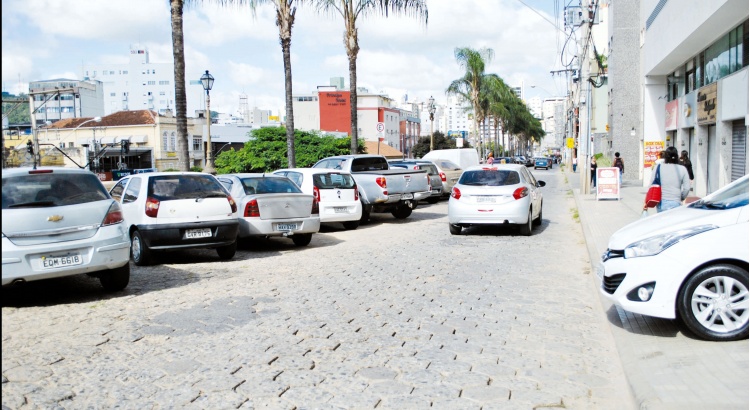 Asfaltamento da Bueno Brandão continua proibido