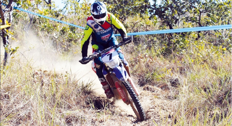 Viçosense abre vantagem no Brasileiro de Enduro FIM