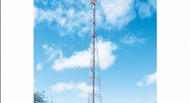 MP adverte PMV sobre instalação de antenas de celular