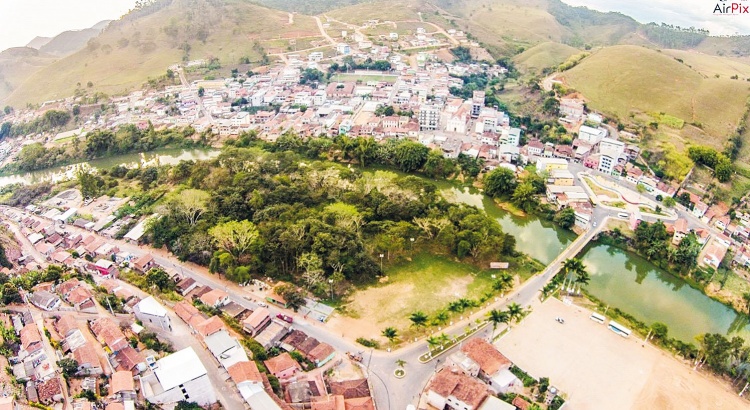 Câmara aprova relatório de CPI contra prefeito de Guaraciaba