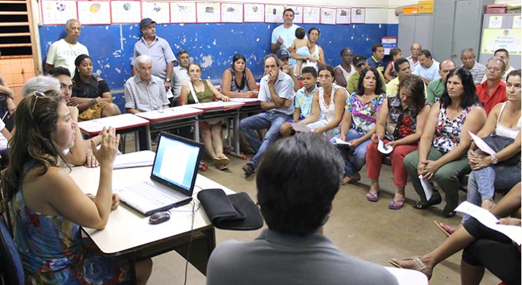 Assembleia reuniu moradores do Paraíso e autoridades