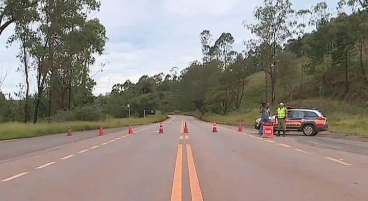 BR-356 é liberada parcialmente e ônibus Viçosa-BH retomam trajeto