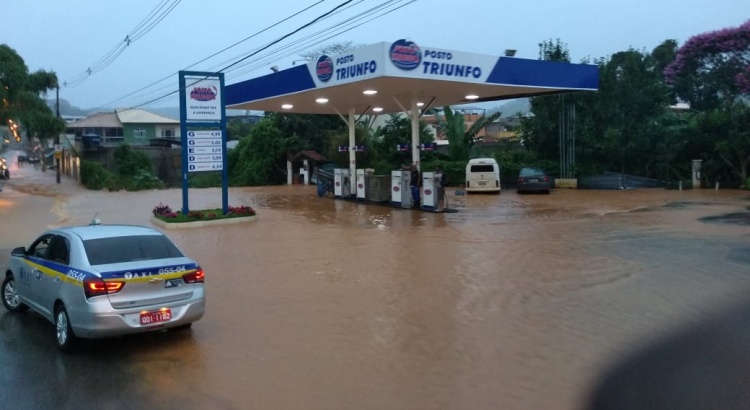 Acumulado de chuvas nos distritos de Viçosa chega a 200 milímetros nas últimas 24 horas