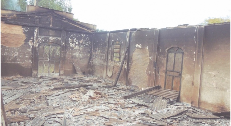 Mistério das igrejas incendiadas assusta moradores de municípios da região